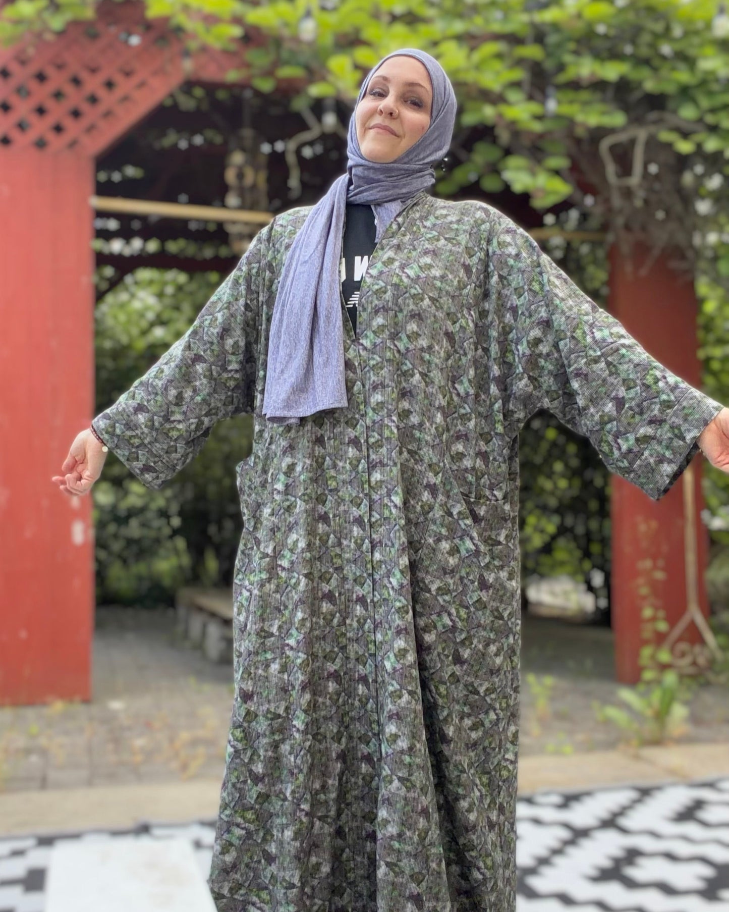 Pocket Anorak Abaya - Moss & Glass