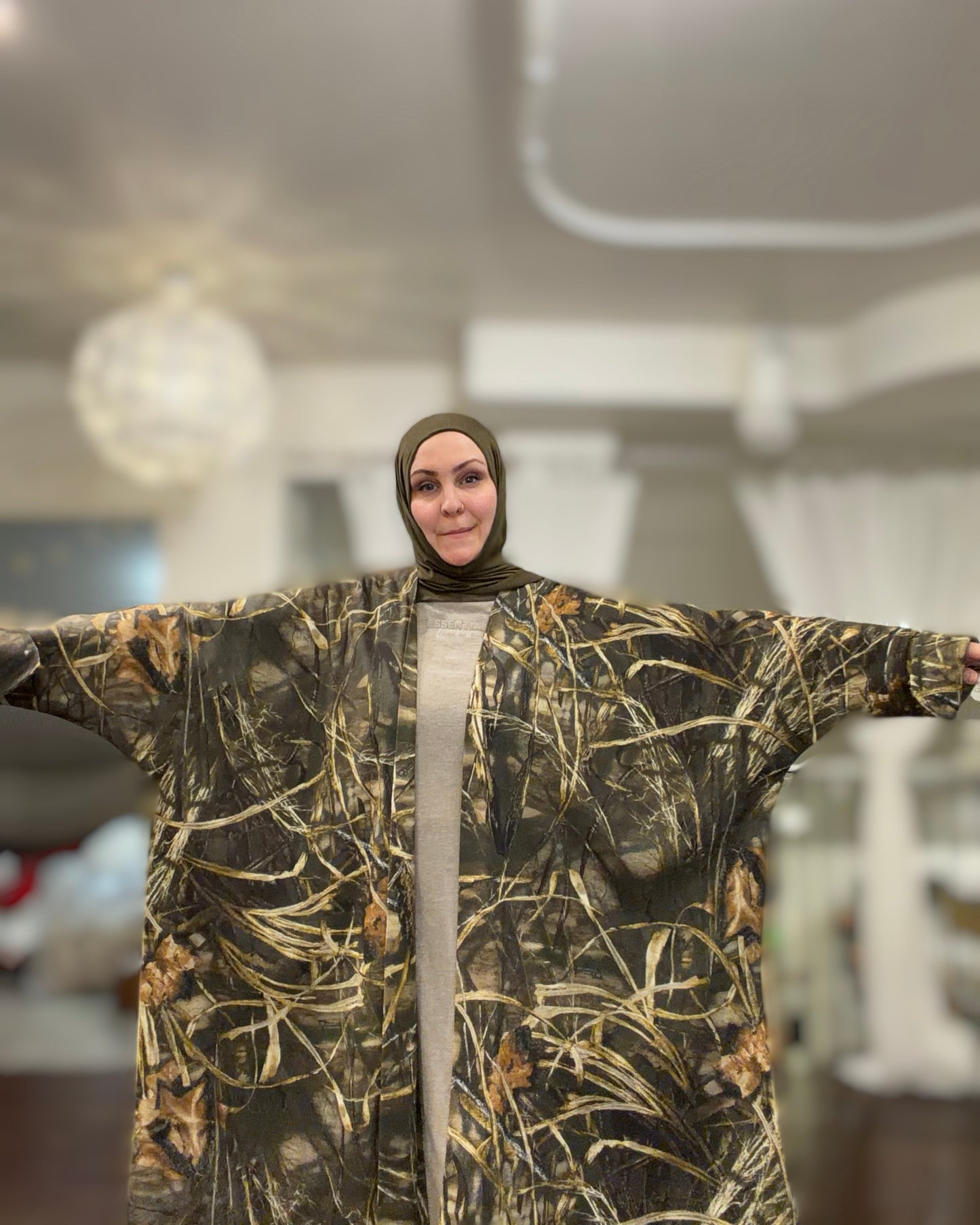 Power Silhouette Abaya - Wild Terrain