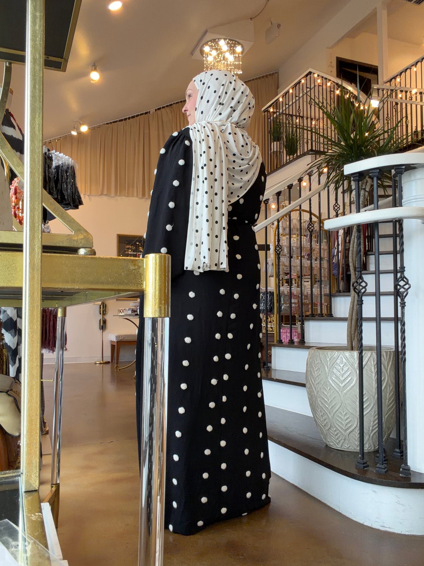 Printed Jersey Hijab: Tres Classic Polka Dots
