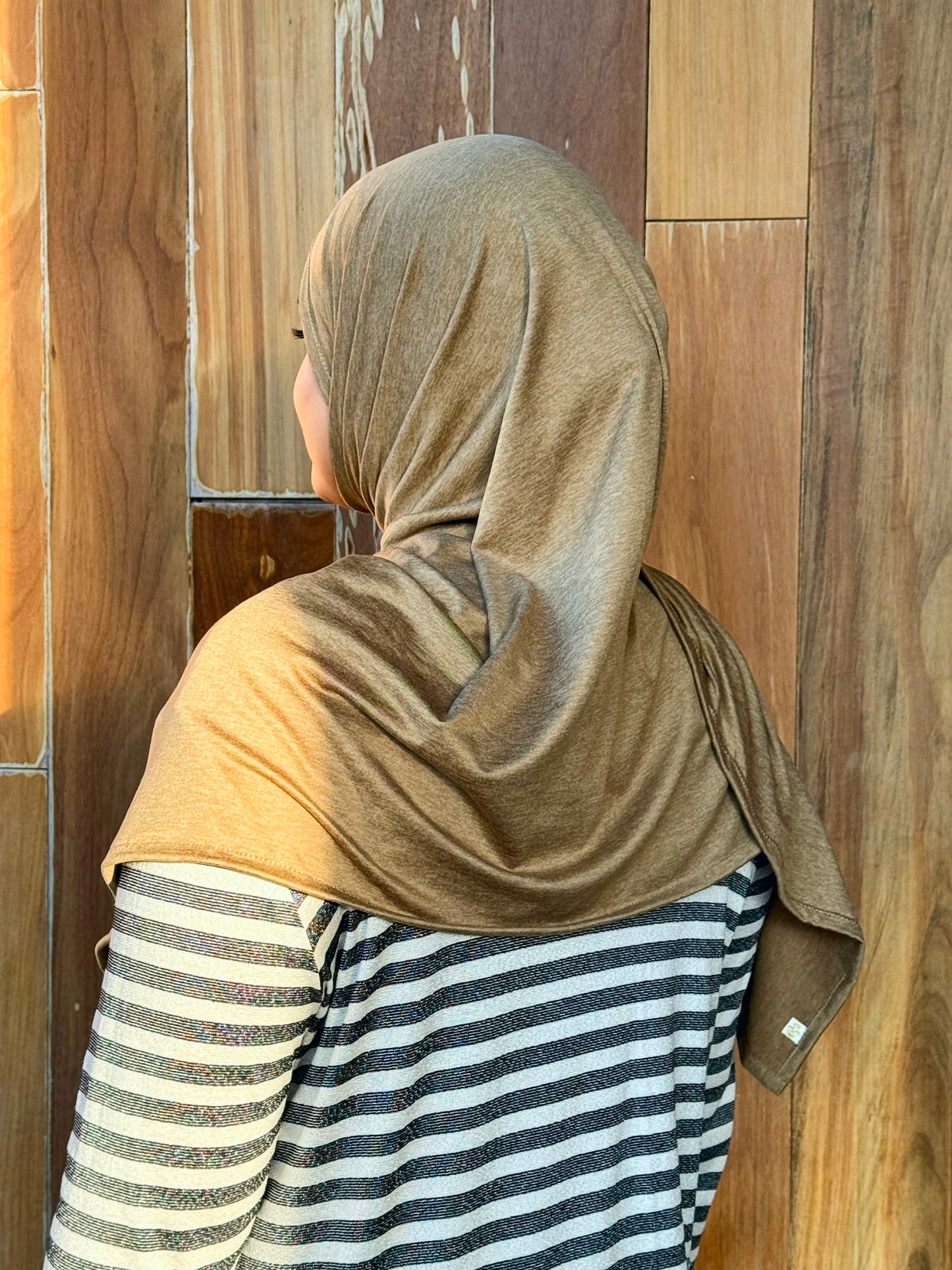 Performance Jersey Hijab: Golden Latte