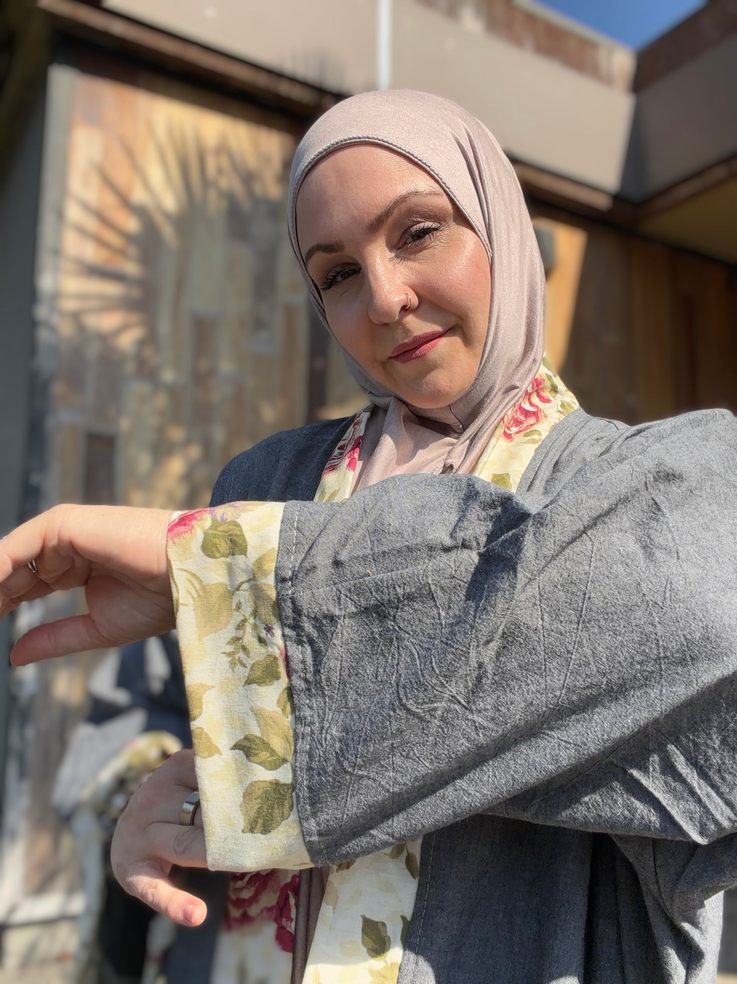 Pocket Anorak Abaya — Rosewood Utility