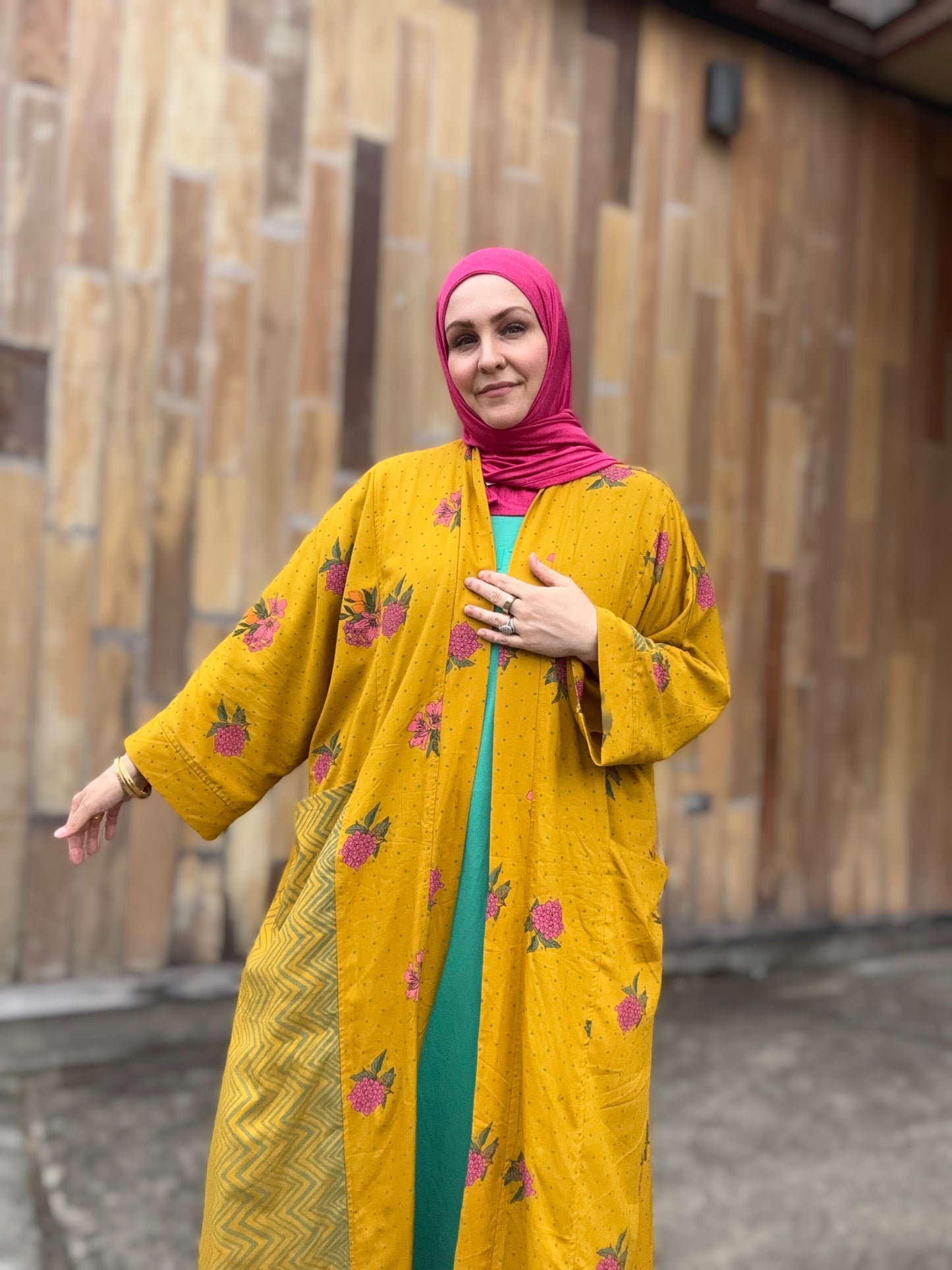 Pocket Anorak Abaya - Golden Hibiscus Bloom