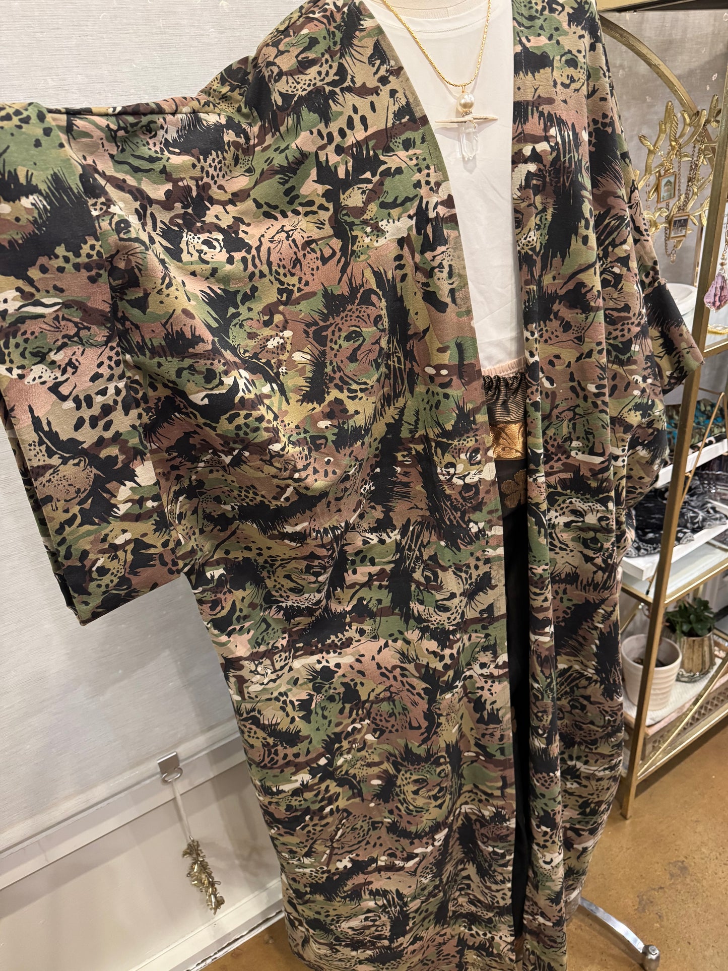 MC Stretch Bisht: Jungle Cat Camo