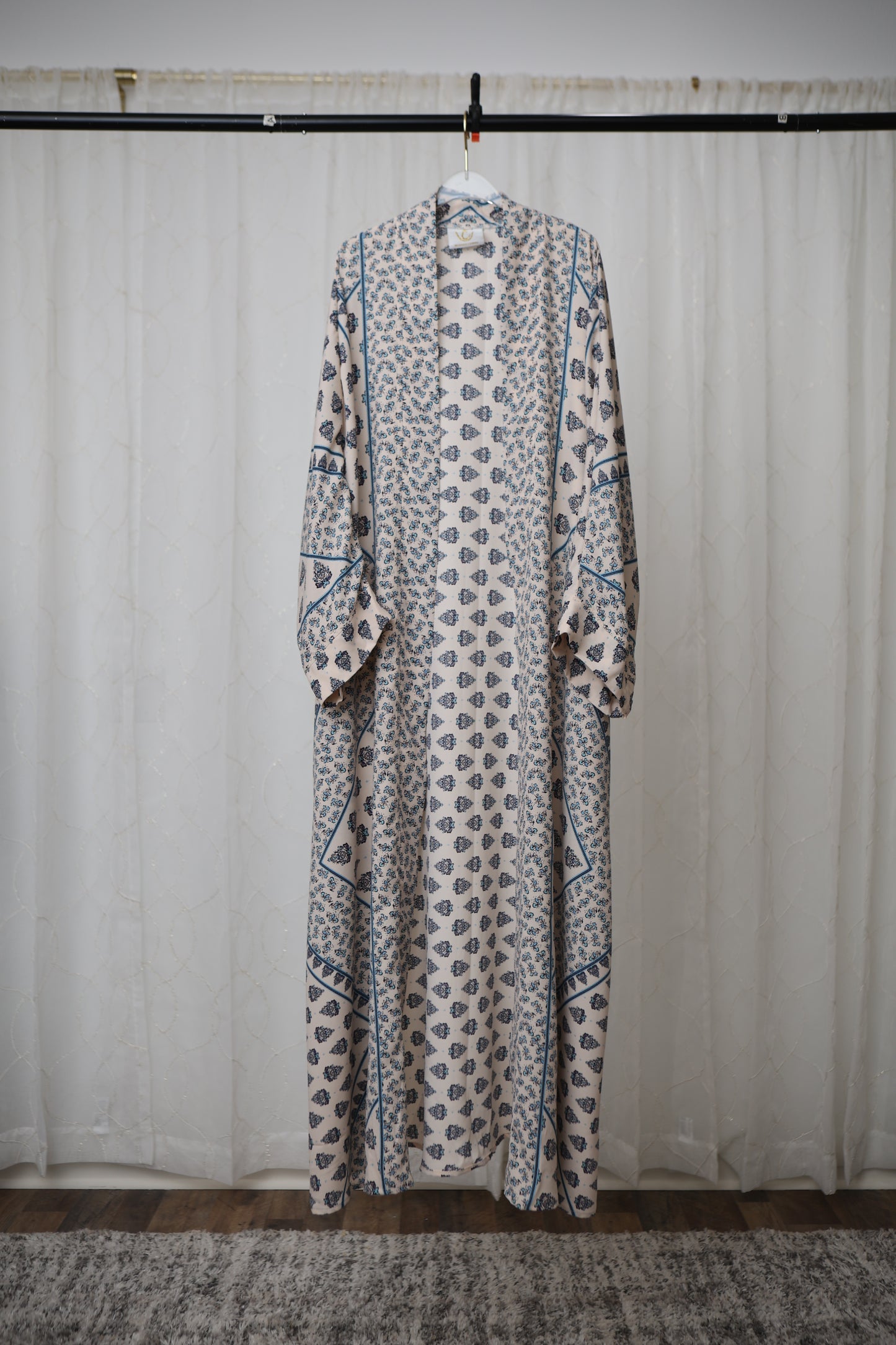 Nour Oversized Abaya - Royalty