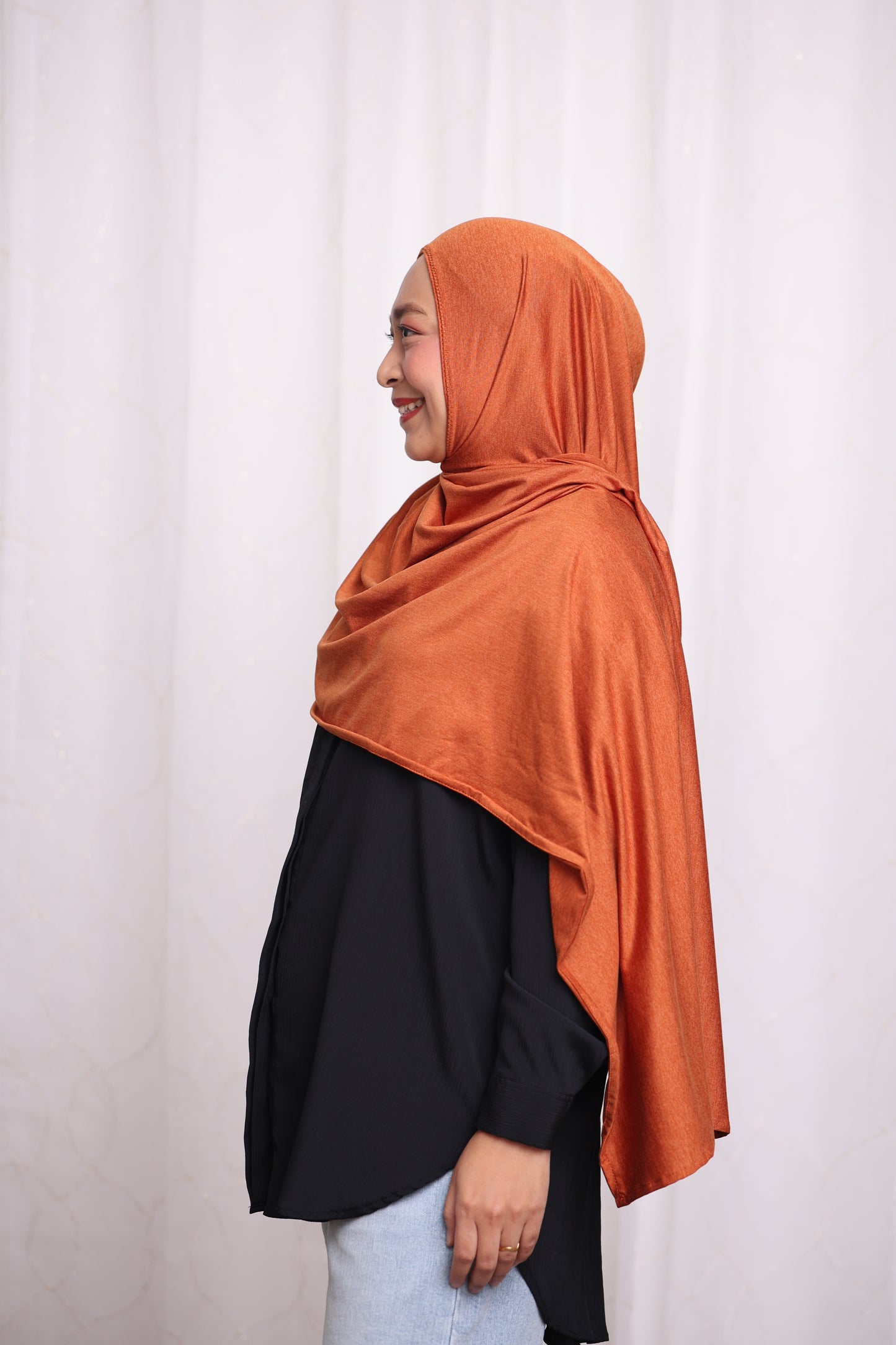 Performance Jersey Hijab: Pumpkin Spice