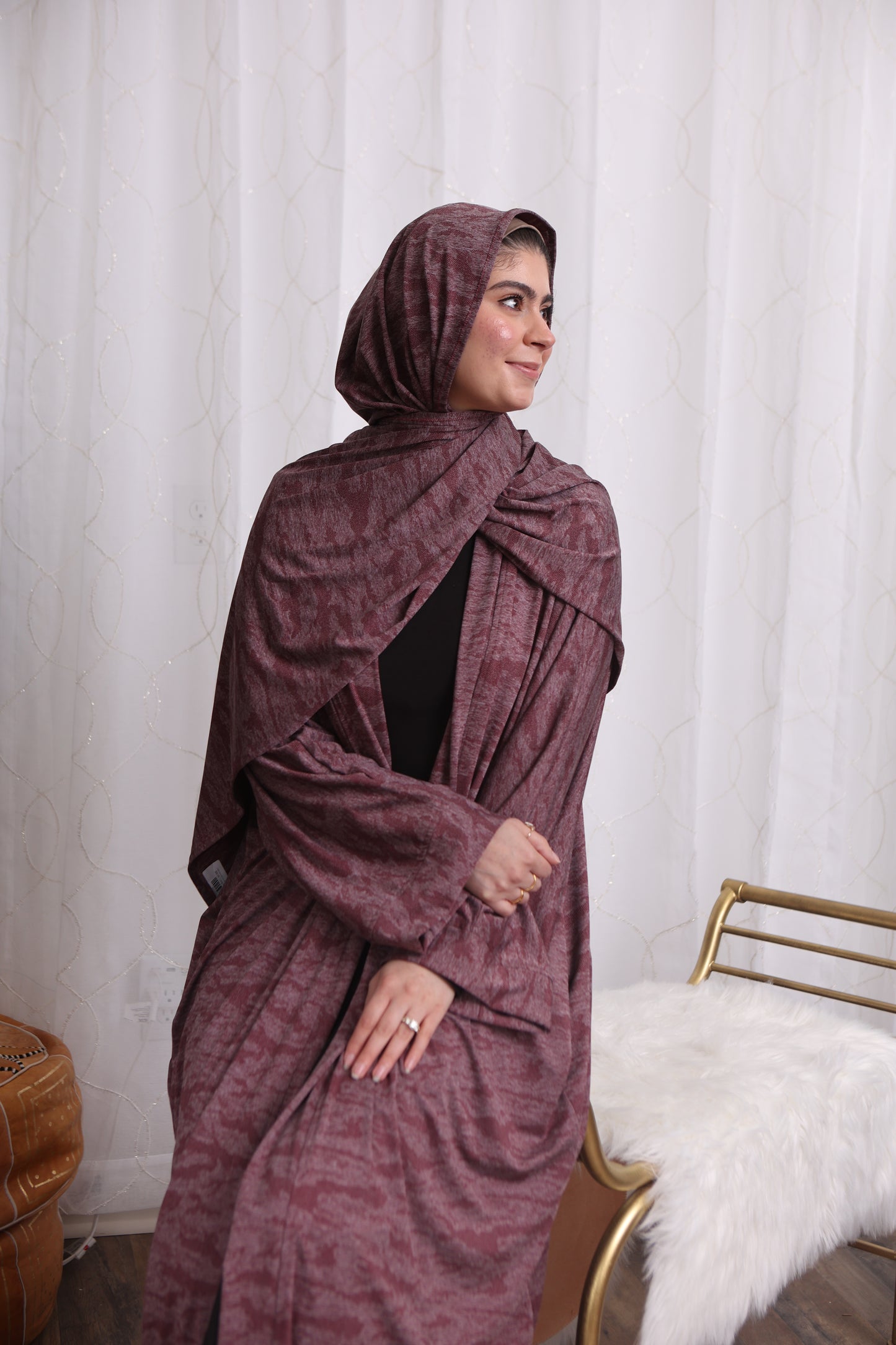 Nour Oversized Abaya - Burgundy Lace Performance