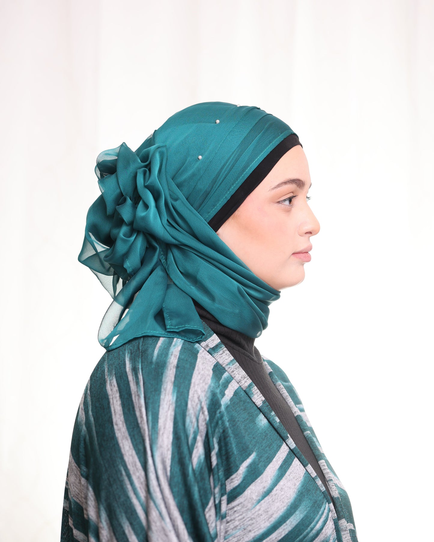 Iridescent Chiffon Hijab: Emerald