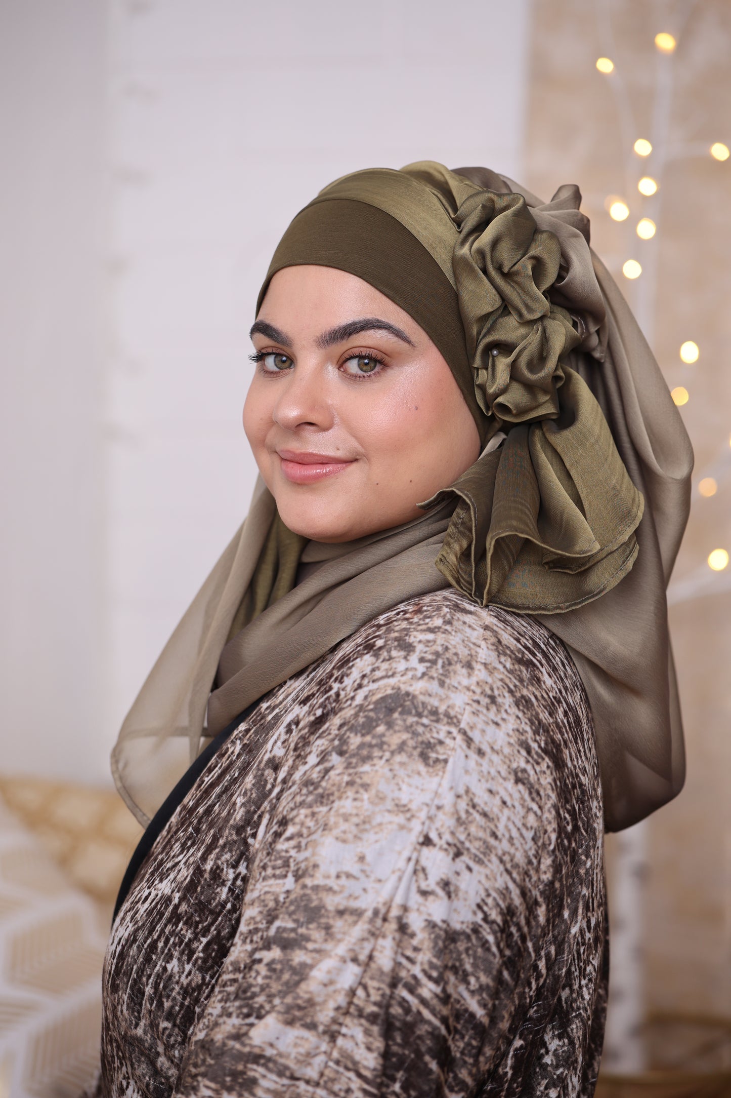 Iridescent Chiffon Hijab: Moss