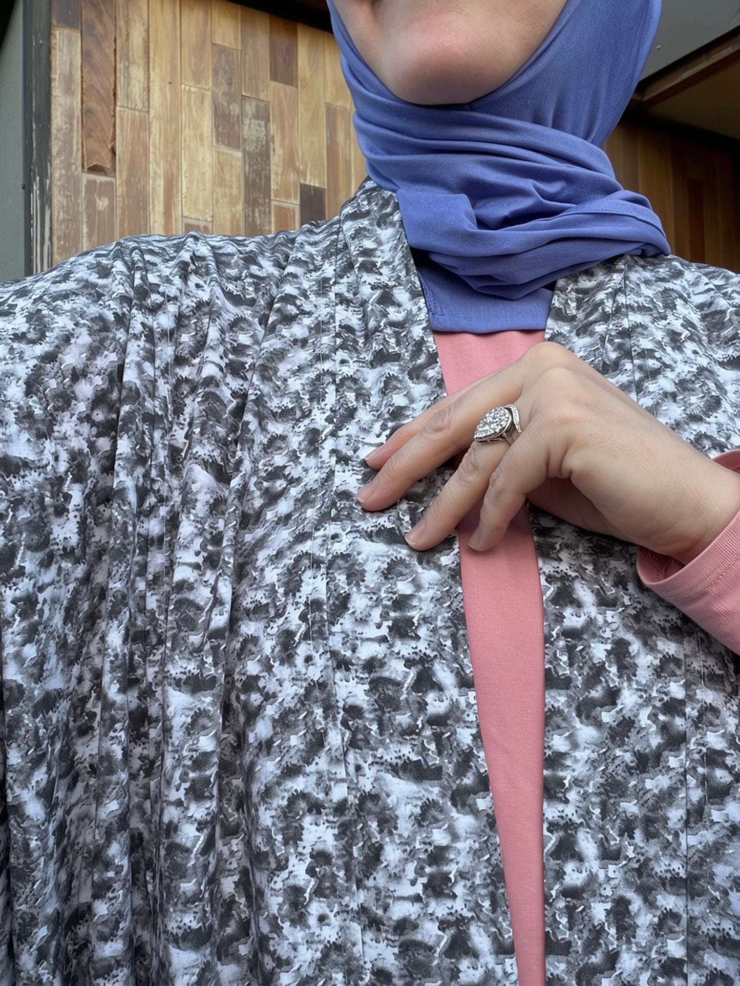 Pocket Anorak Abaya - River Rock