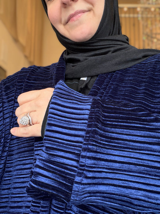 Nour Oversized Abaya - Cobalt Blue Pleated Stretch Velvet