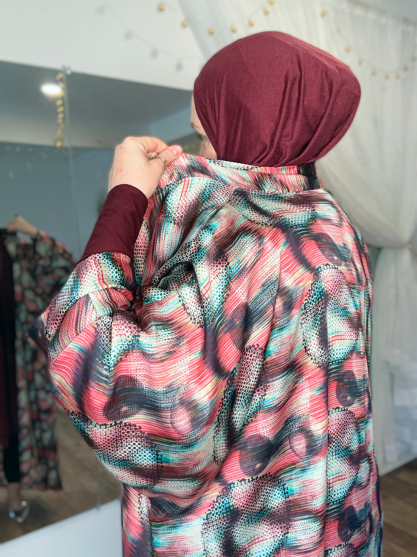Nour Oversized Satin Abaya - Desert Pulse