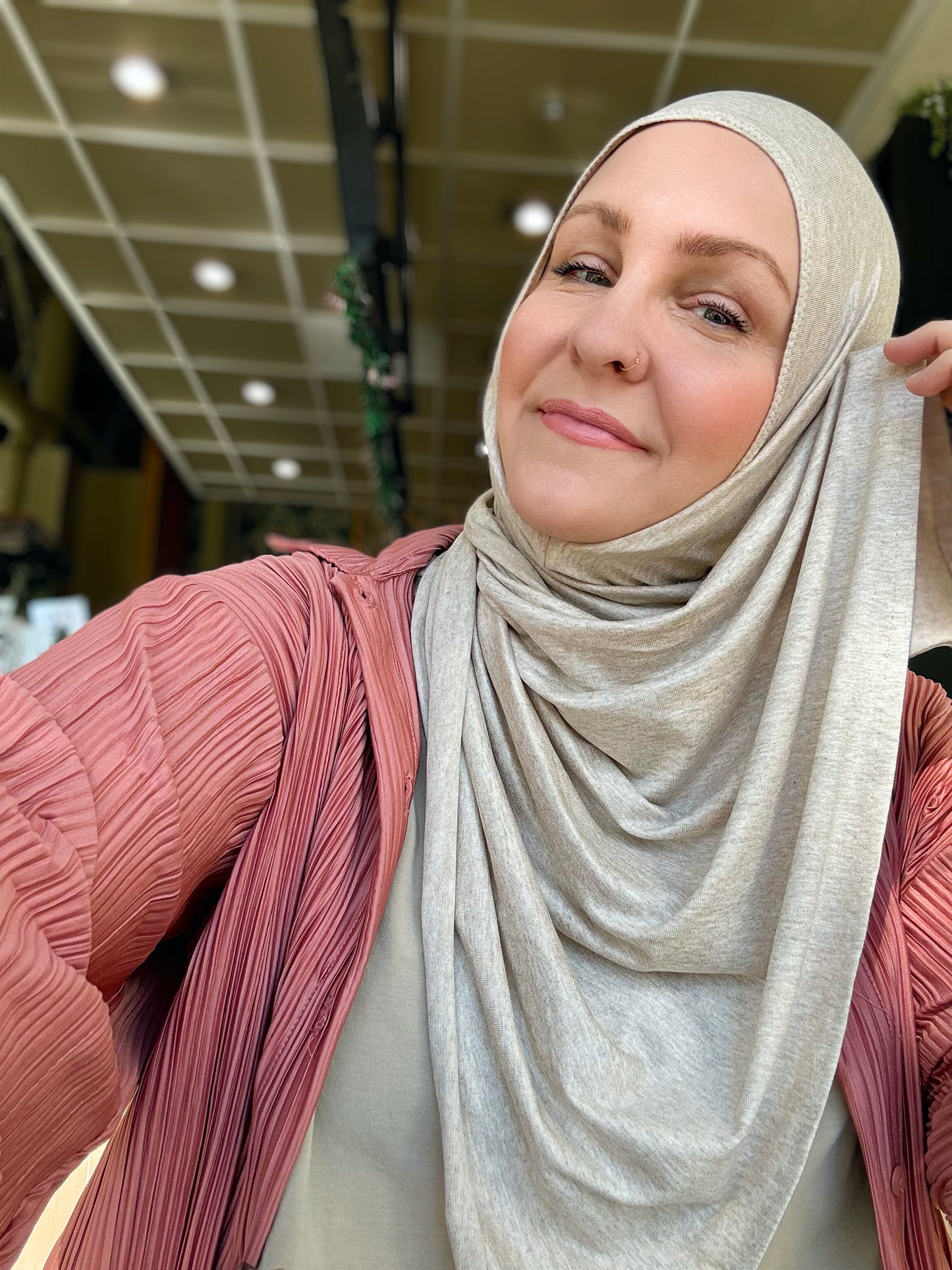 Jersey Hijab: Creamy Oatmeal