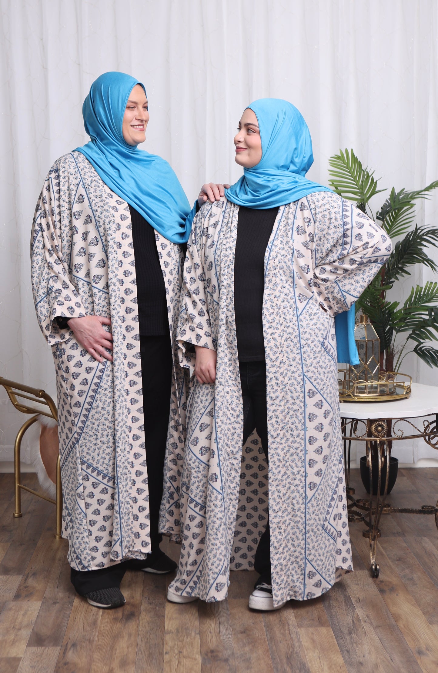 Nour Oversized Abaya - Royalty