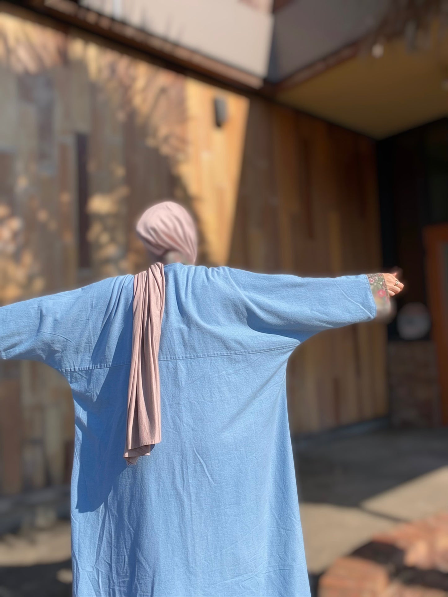 Pocket Anorak Abaya — Denim Wildflower