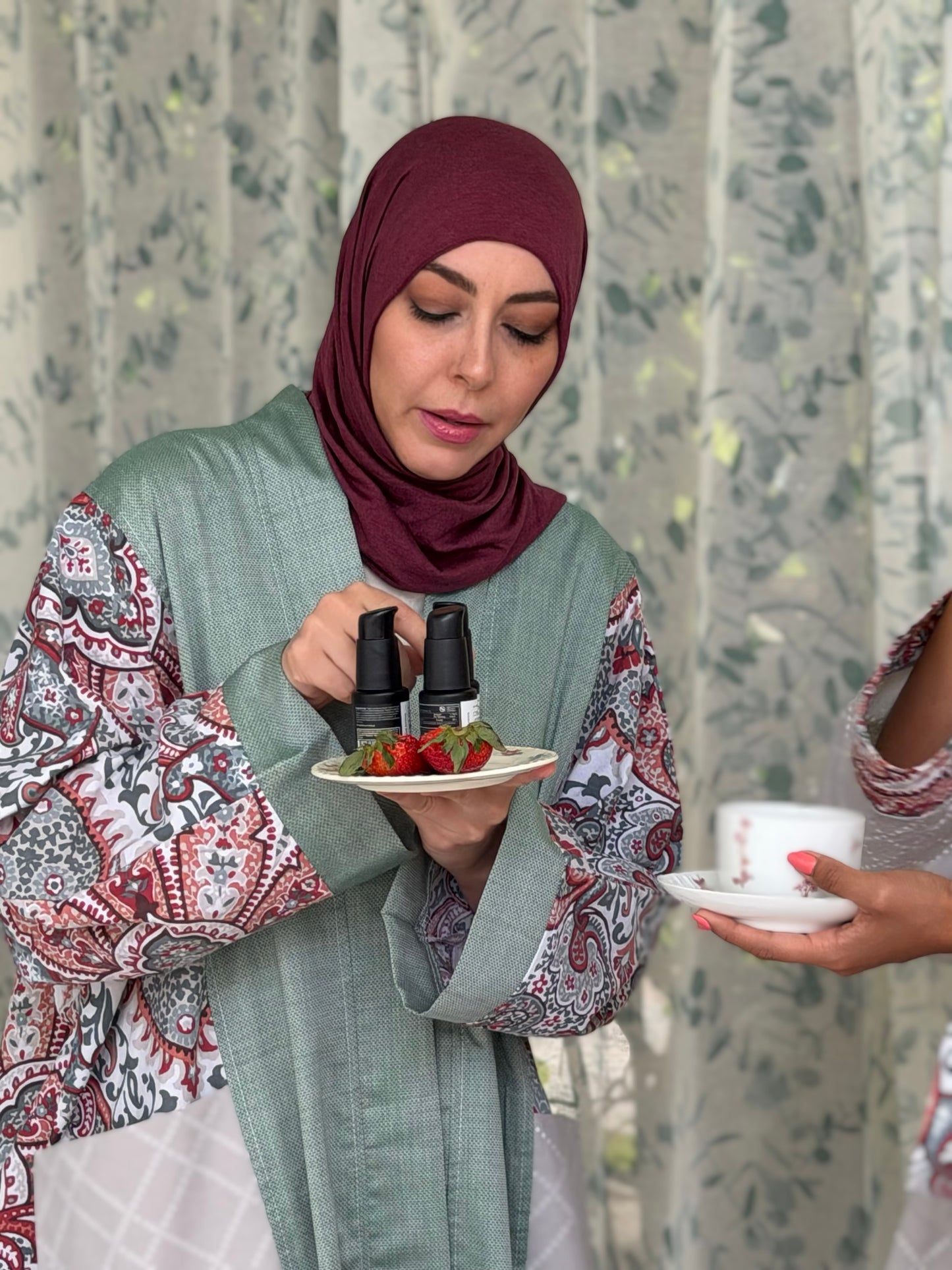 Pocket Anorak Abaya — Eucalyptus & Paisley