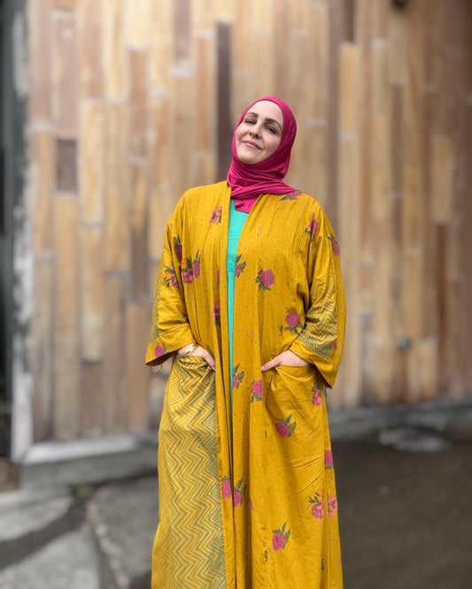 Pocket Anorak Abaya - Golden Hibiscus Bloom