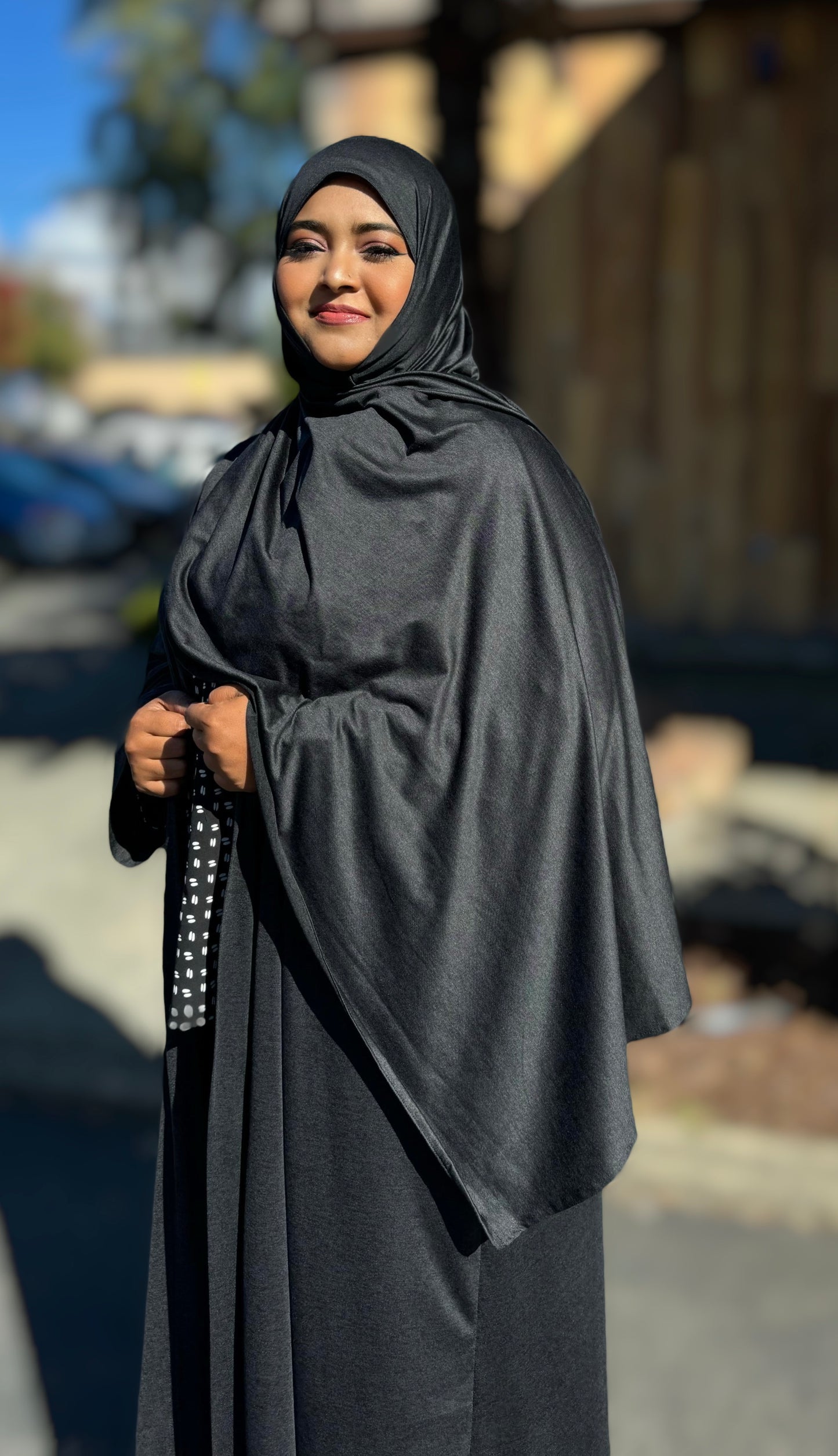 Nour Oversized Abaya - Black Performance Jersey