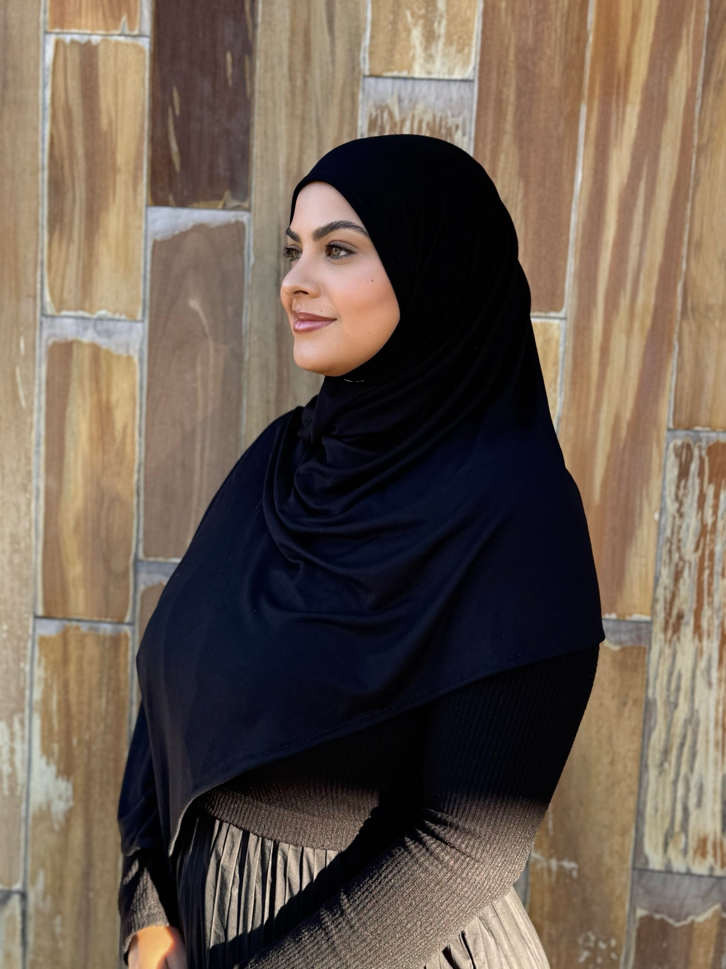 Jersey Hijab: Raven Black