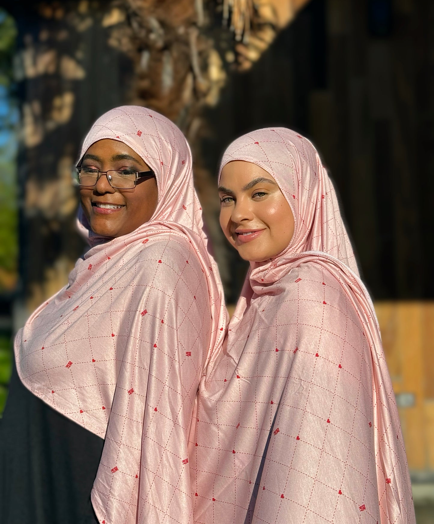 Printed Jersey Hijab: Connected Blush Hearts