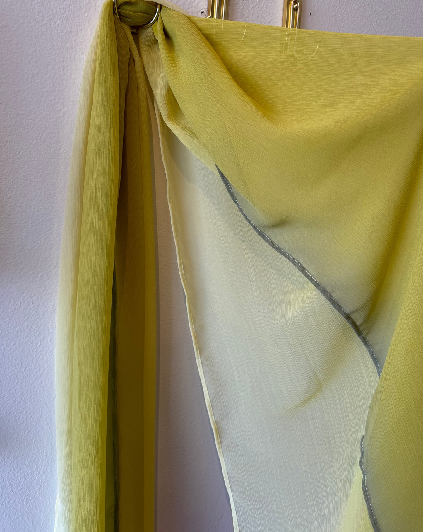 Crinkle Chiffon Hijab: Fade Lemon Yellow Grey