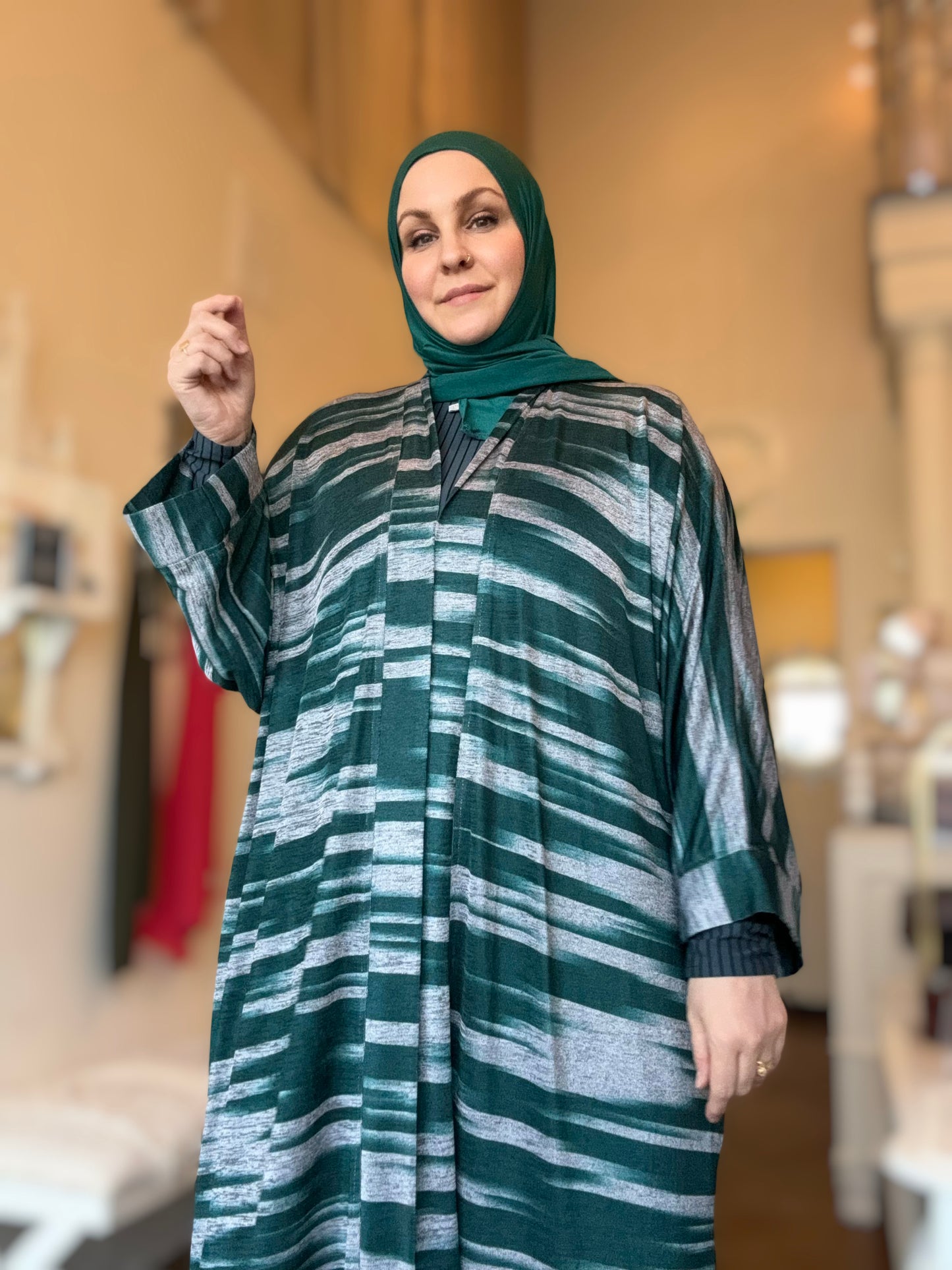 Nour Oversized Abaya - Green Lightning