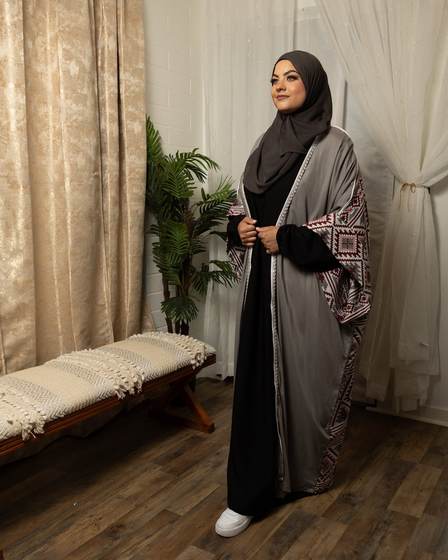 MC Woven Bisht: Medina Mauve