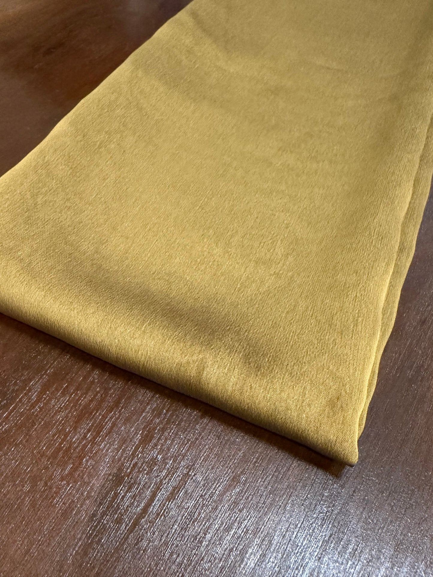 Iridescent Chiffon Hijab: Golden Moss