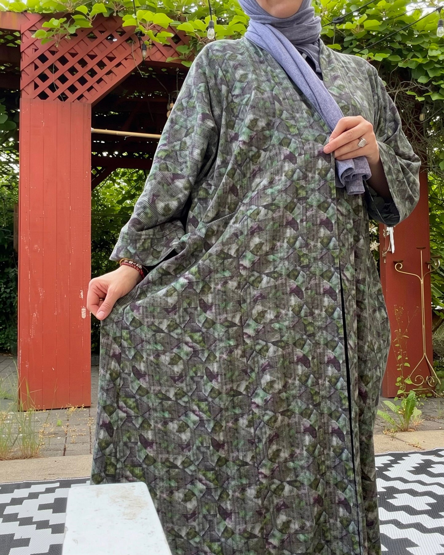 Pocket Anorak Abaya - Moss & Glass