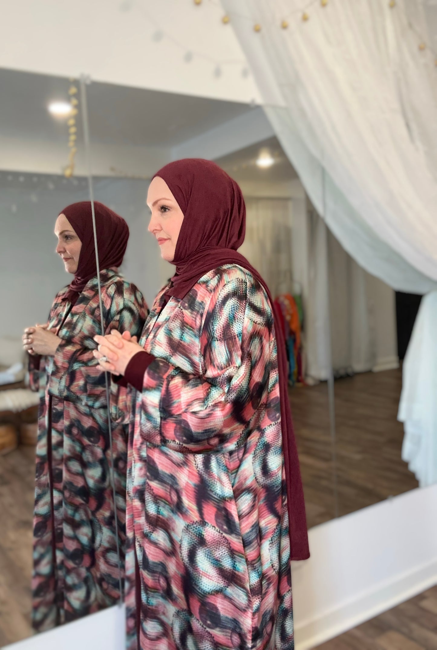 Nour Oversized Satin Abaya - Desert Pulse
