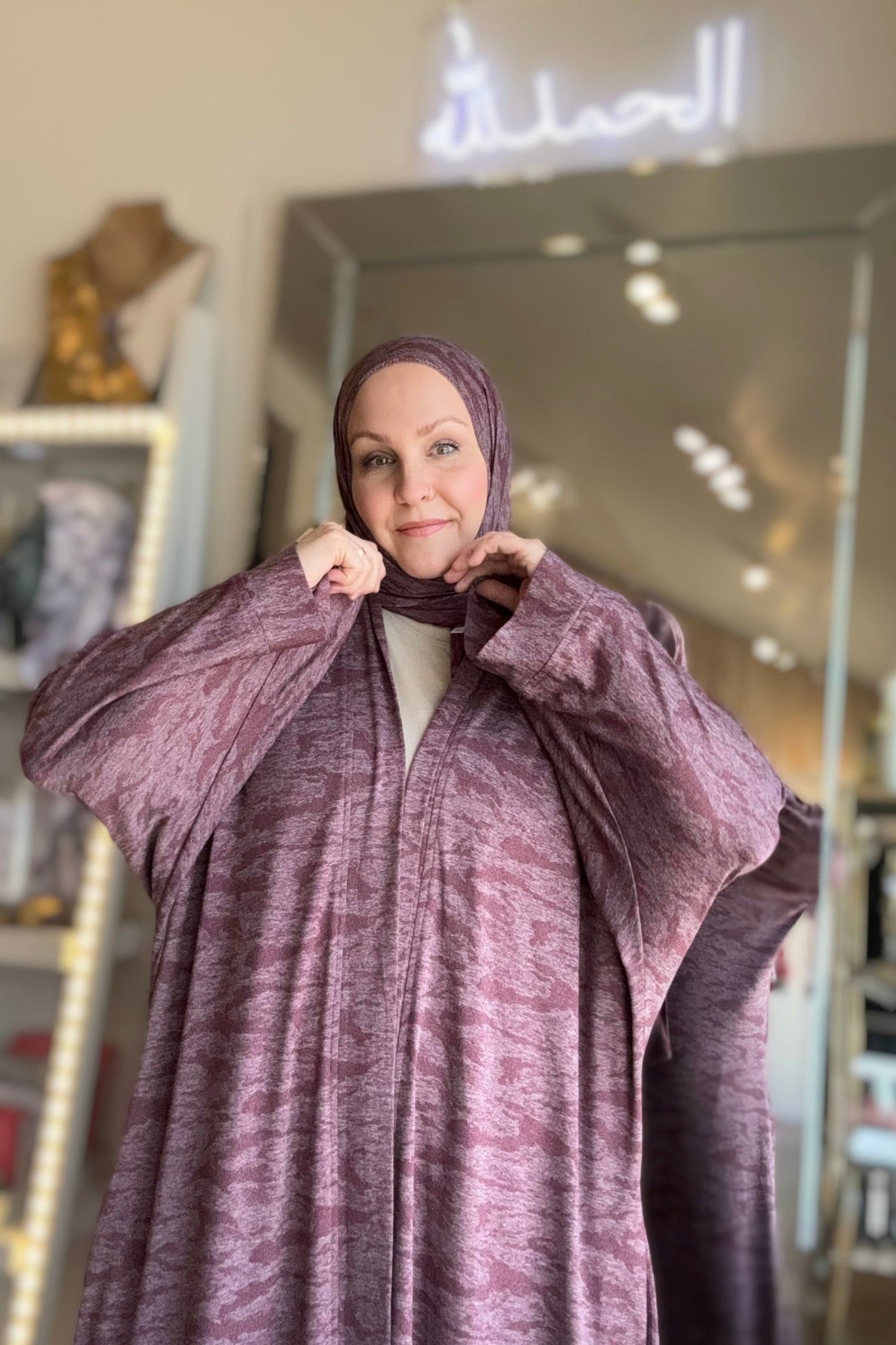 Nour Oversized Abaya - Burgundy Lace Performance