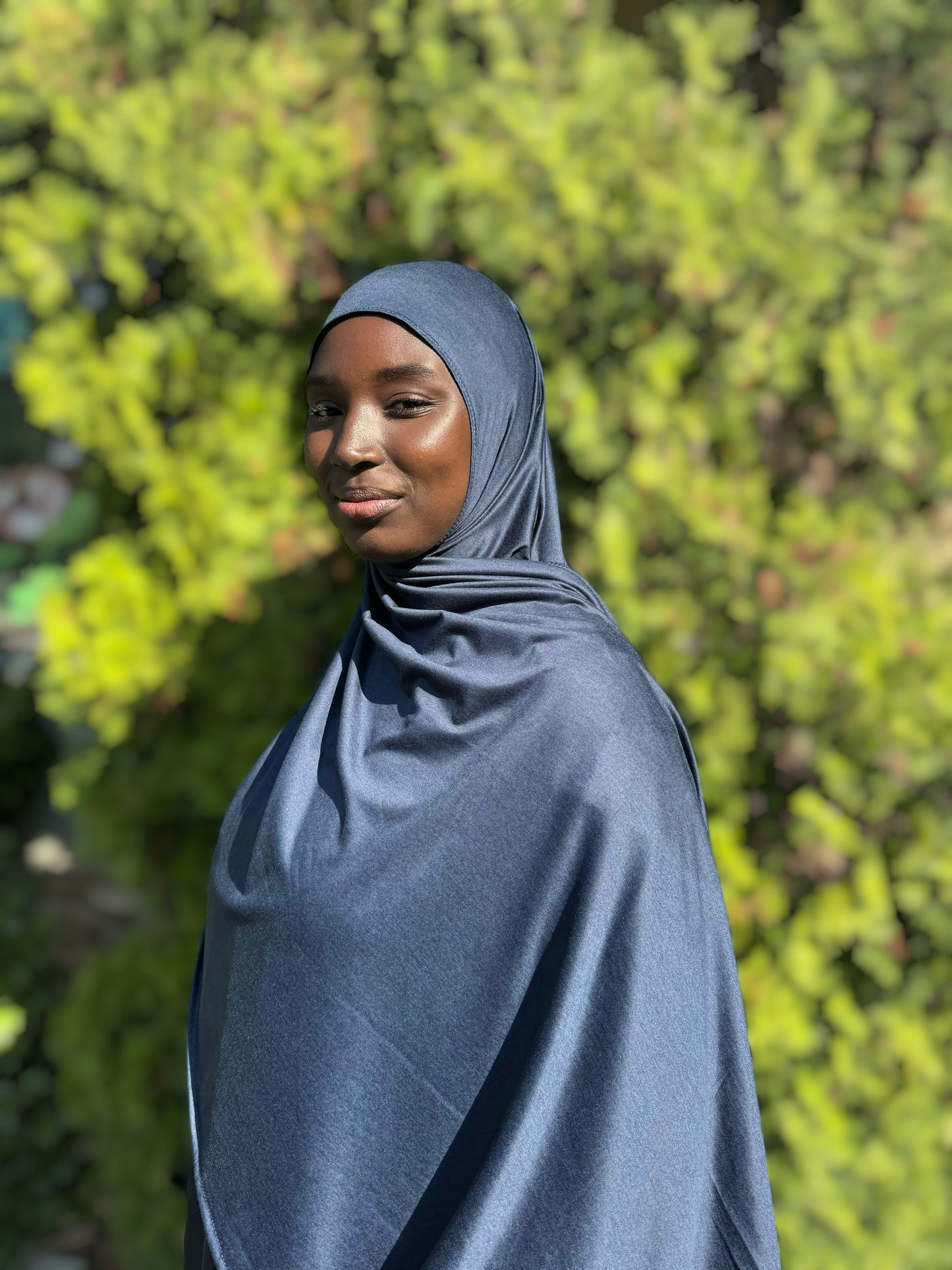 Performance Jersey Hijab: Navy Jagua