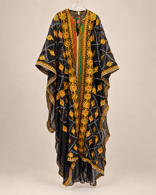 Traditional Kuwaiti Thobe — Gold & Black Brocade Lace