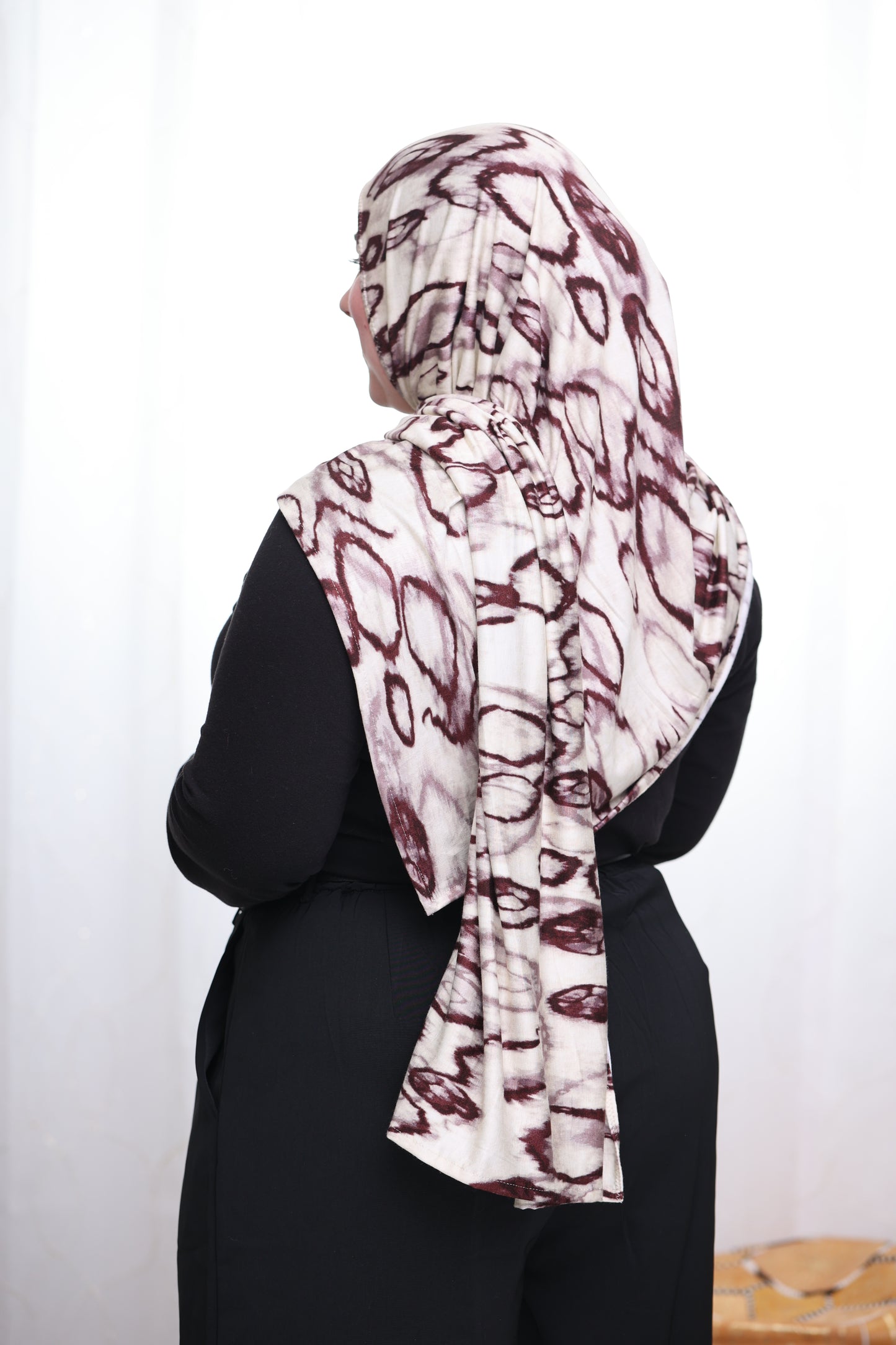 Printed Jersey Hijab: Sweet Cream Coffee Swirl