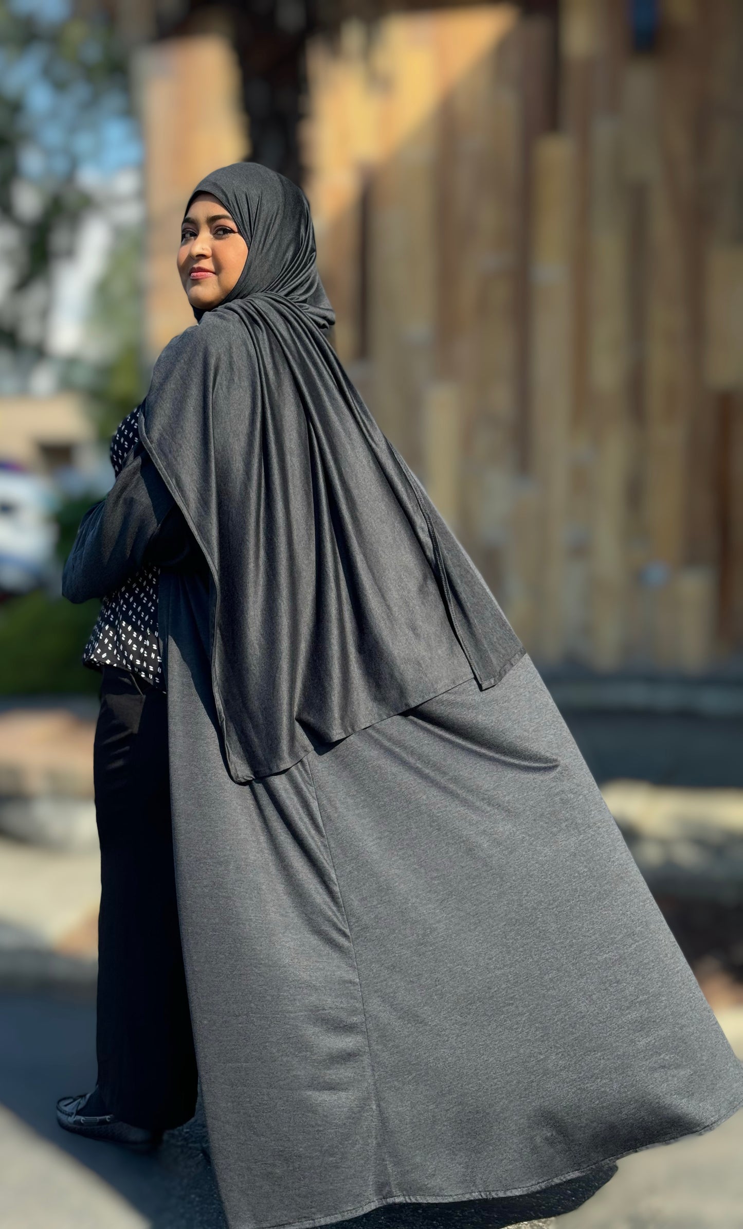 Nour Oversized Abaya - Black Performance Jersey