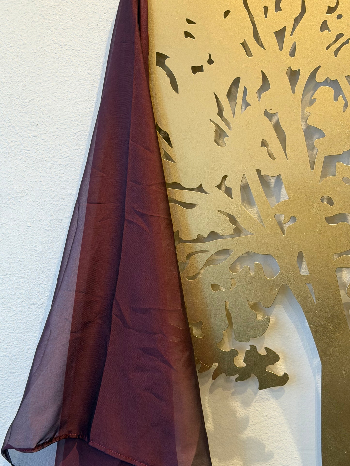 Iridescent Chiffon Hijab: Burgundy