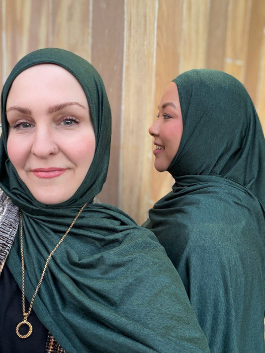 Performance Jersey Hijab: Forest Noir