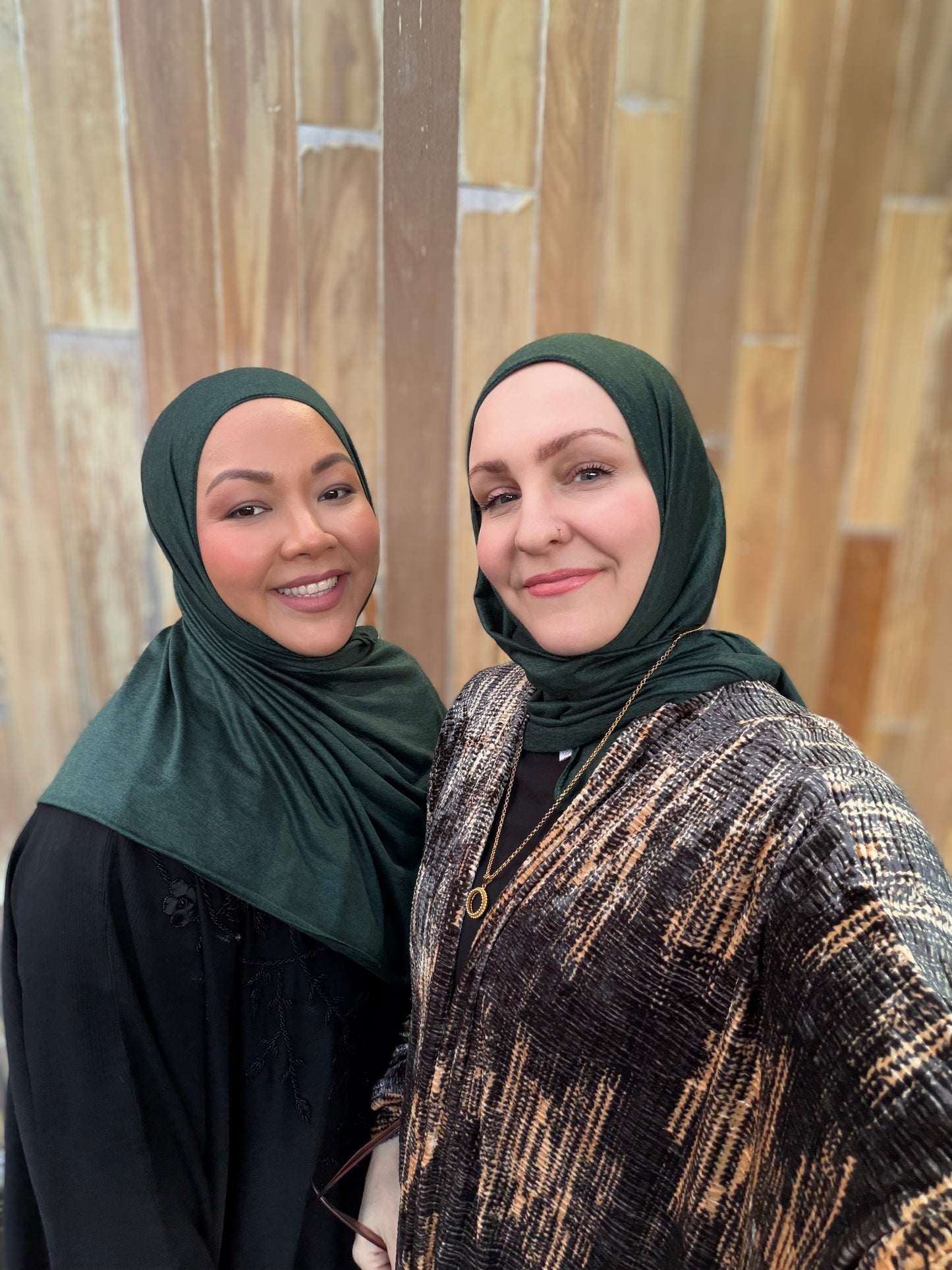 Performance Jersey Hijab: Forest Noir