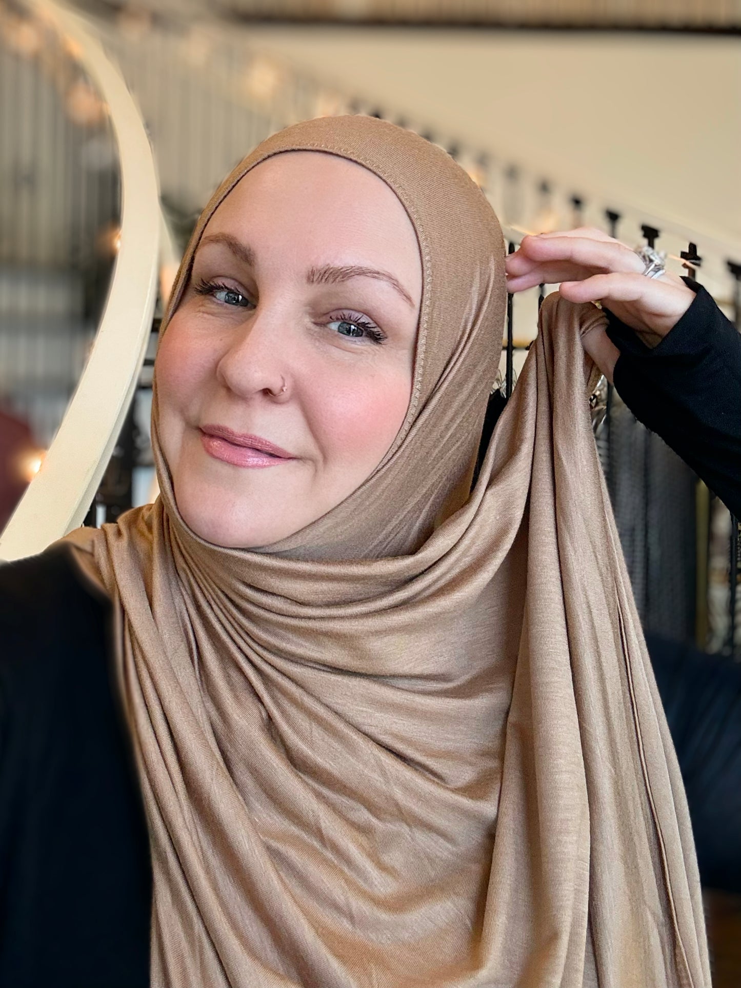 Jersey Hijab: Biscoff