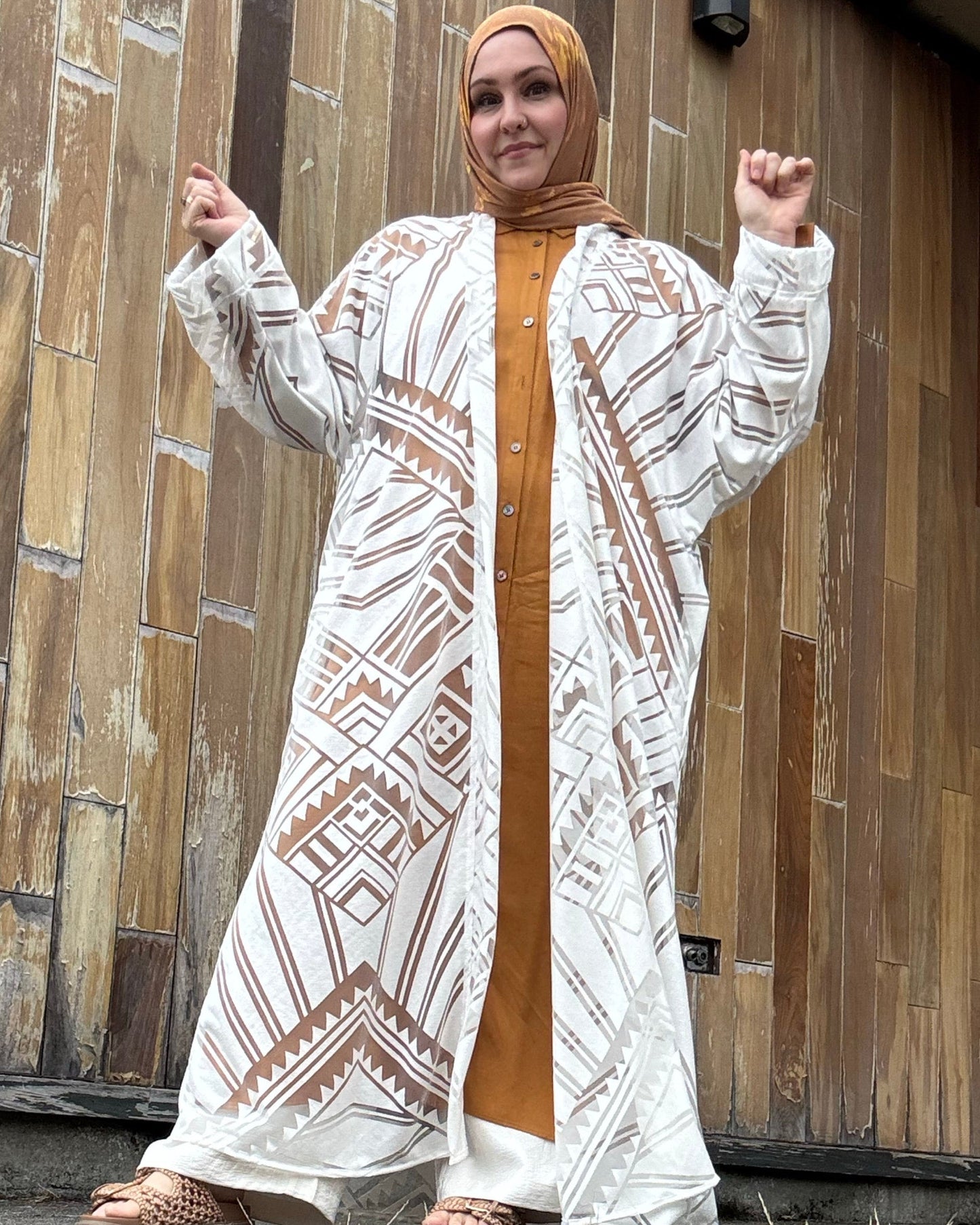 Nour Oversized Stretch Abaya - Desert Echo