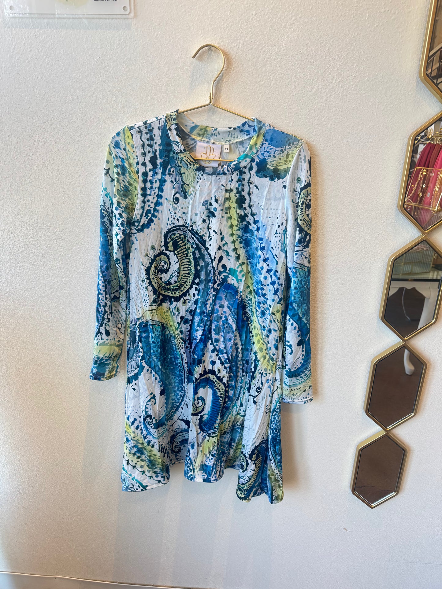 MC Everyday Active Tunic - Ocean Paisleys
