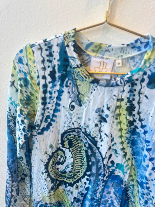 MC Everyday Active Tunic - Ocean Paisleys