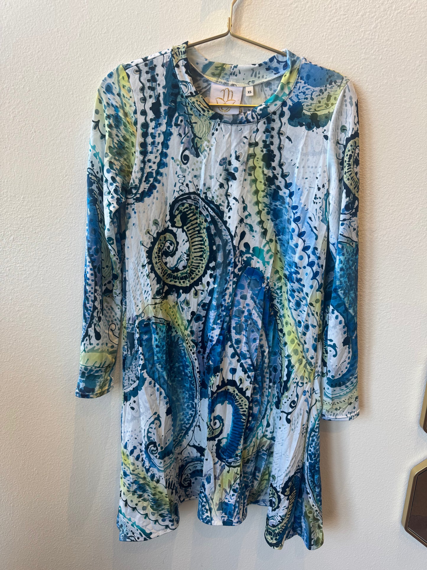 MC Everyday Active Tunic - Ocean Paisleys