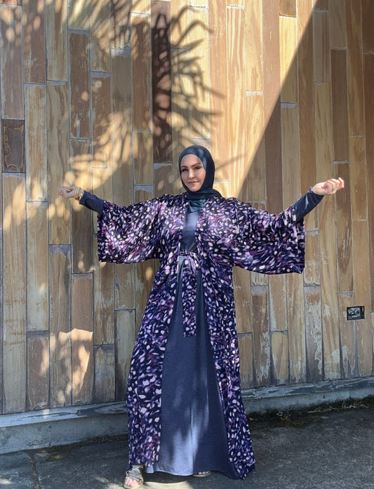 Signature MC Kimono: Purple Ferrasha