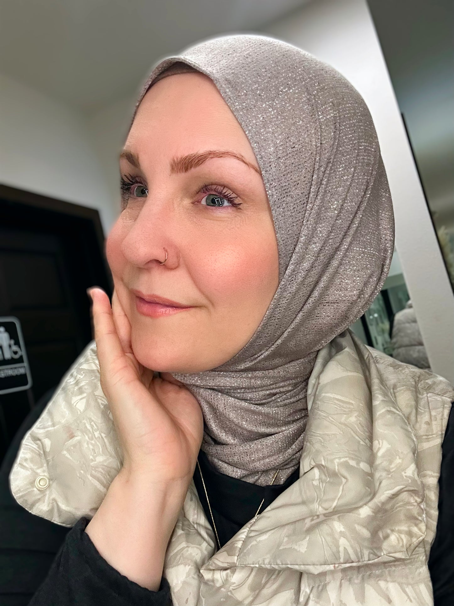 Premium Jersey Hijab: Iridescent Illusion (7 Colors)