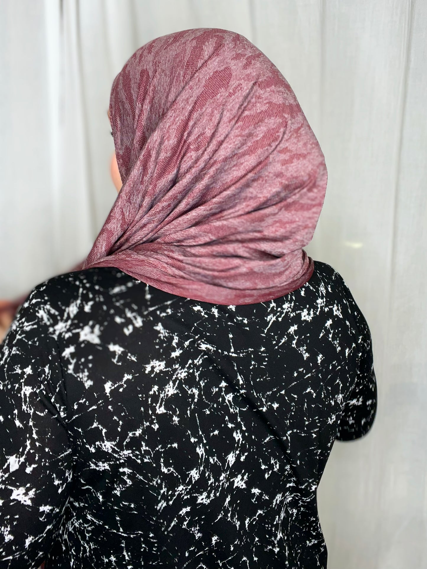 Performance Burnout Jersey Hijab: Burgundy Lace