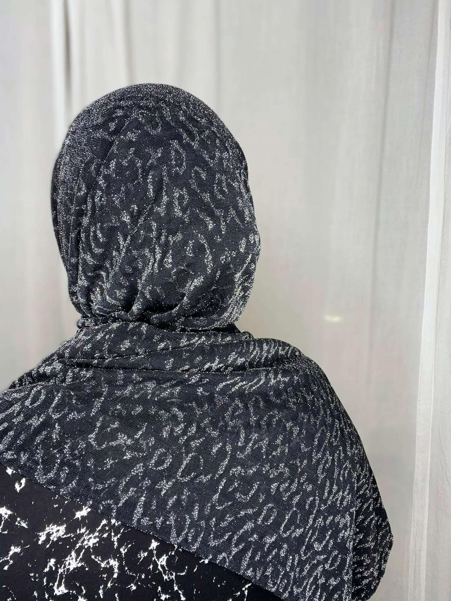 Jersey Hijab: Metallic Silver & Black Leopard