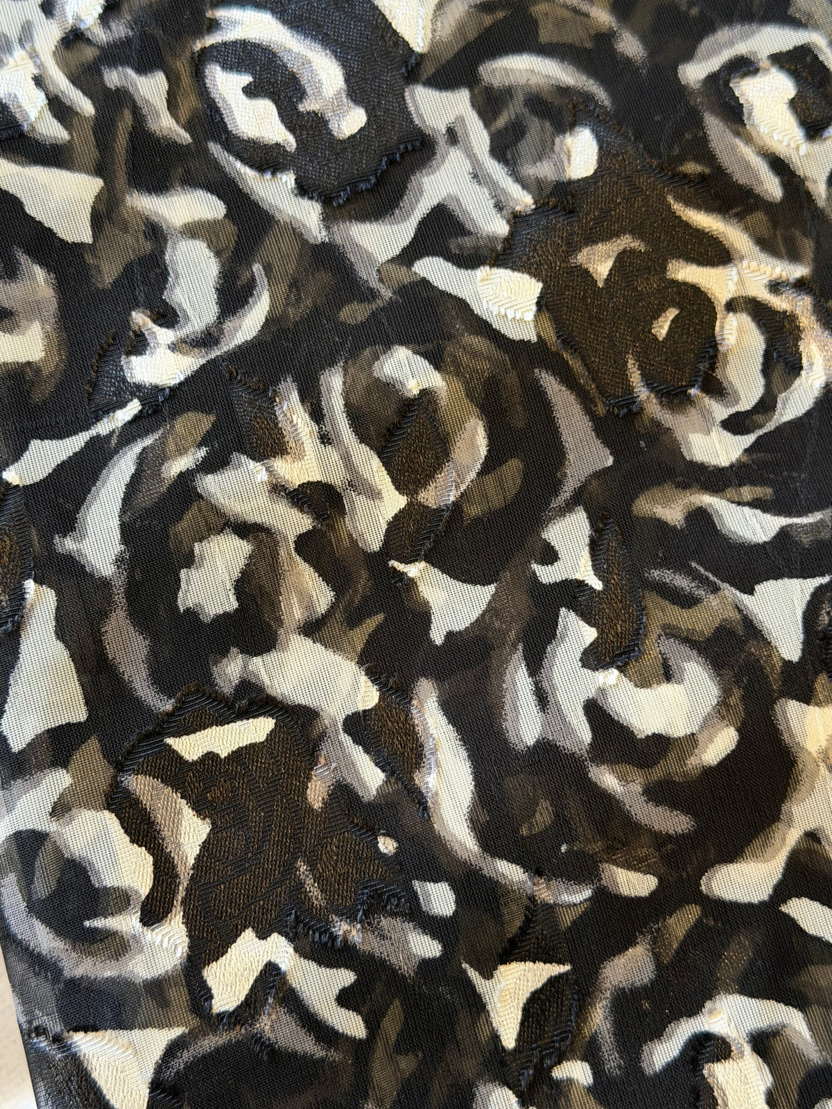 Jacquard Burnout Chiffon Hijab: Rose Imprint - Black