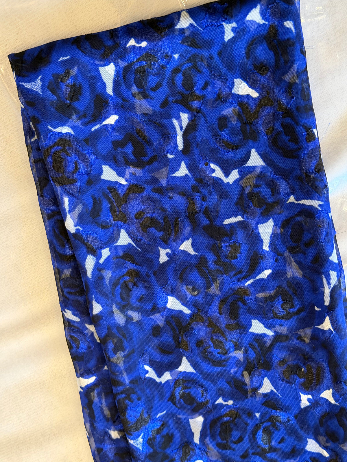 Jacquard Burnout Chiffon Hijab: Rose Imprint - Royal Blue