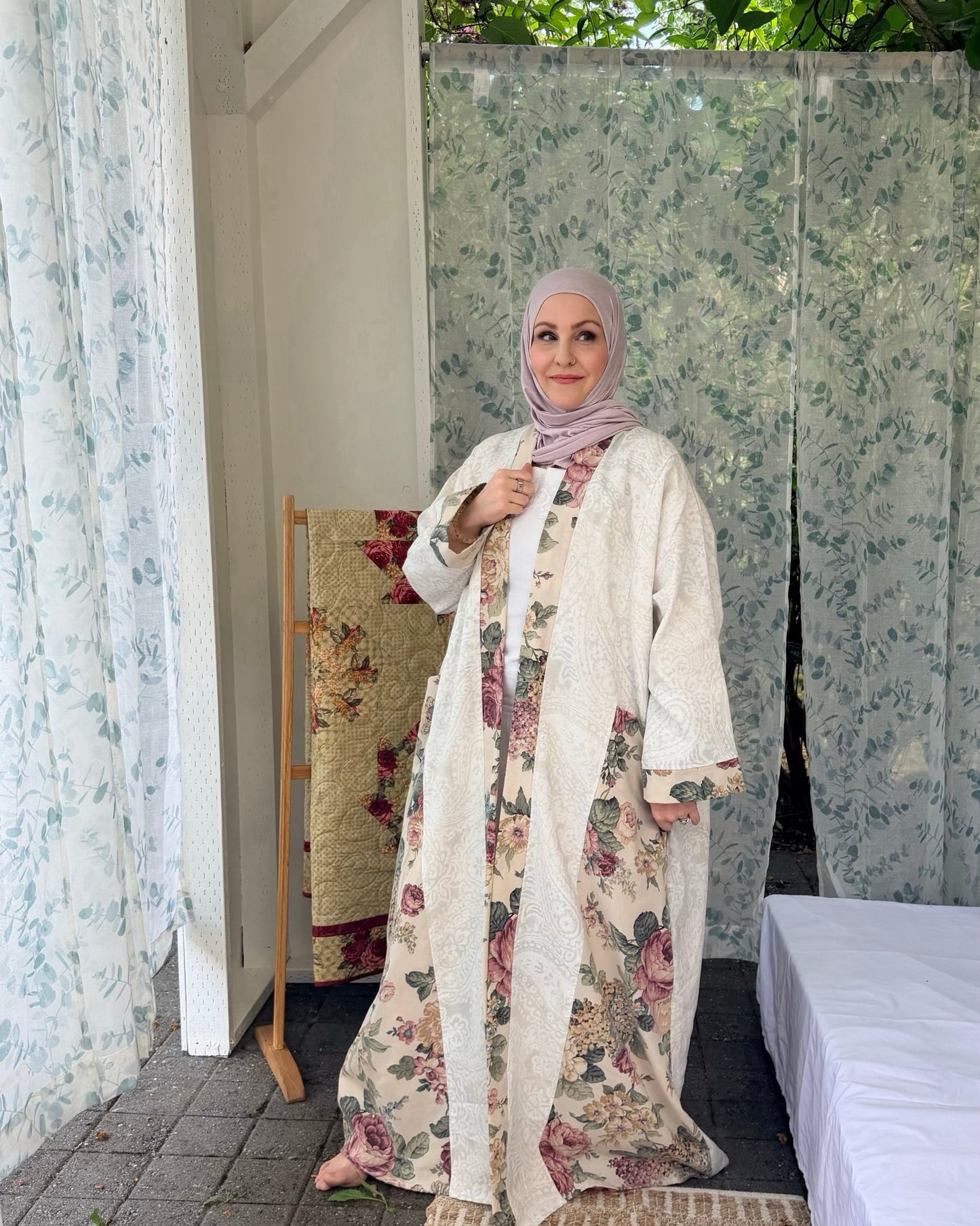 Pocket Anorak Abaya — Country Rose