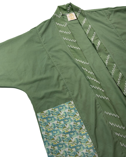 Pocket Anorak Abaya — Meadow Field